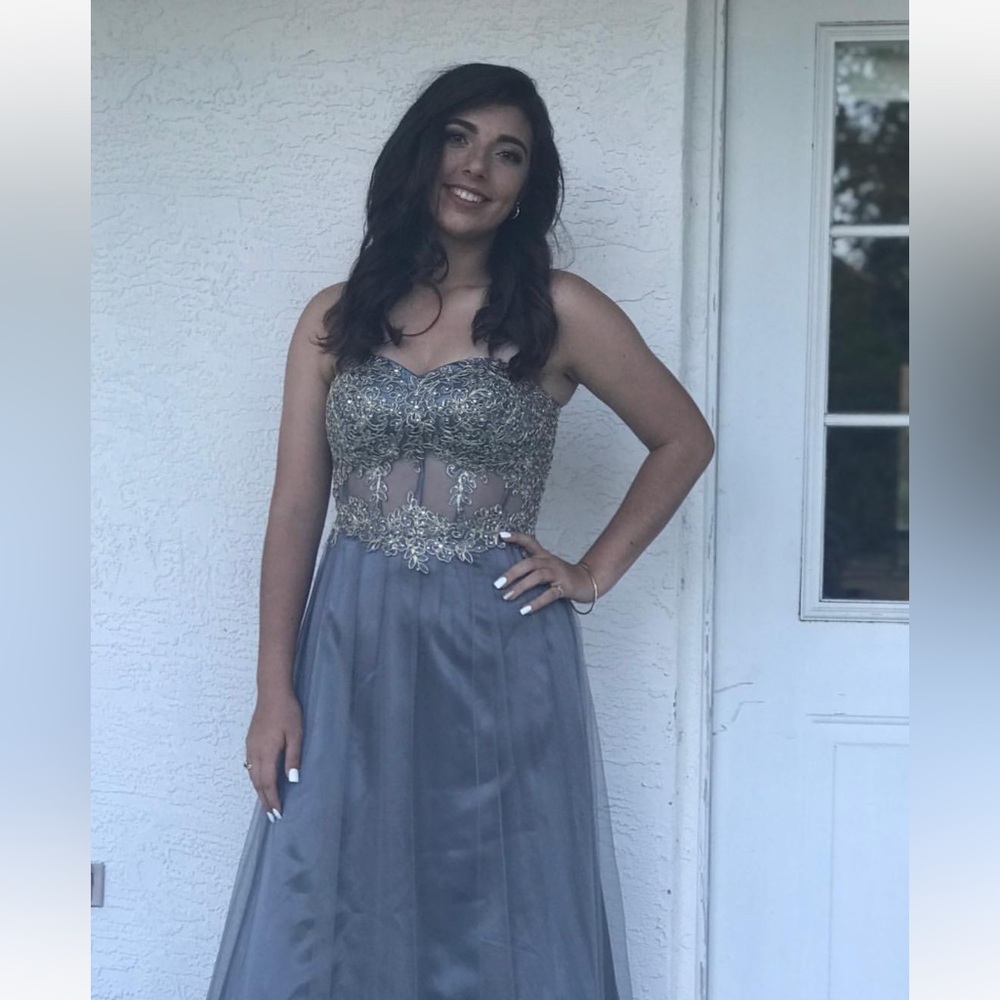 Elegant Gray Strapless Gown with Gold Embellishments